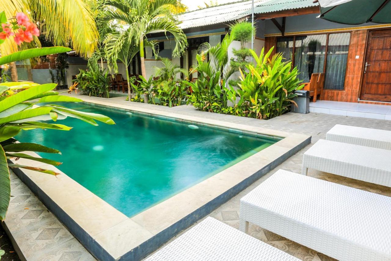 Oyo 1322 Mentari Homestay Gili Trawangan Extérieur photo