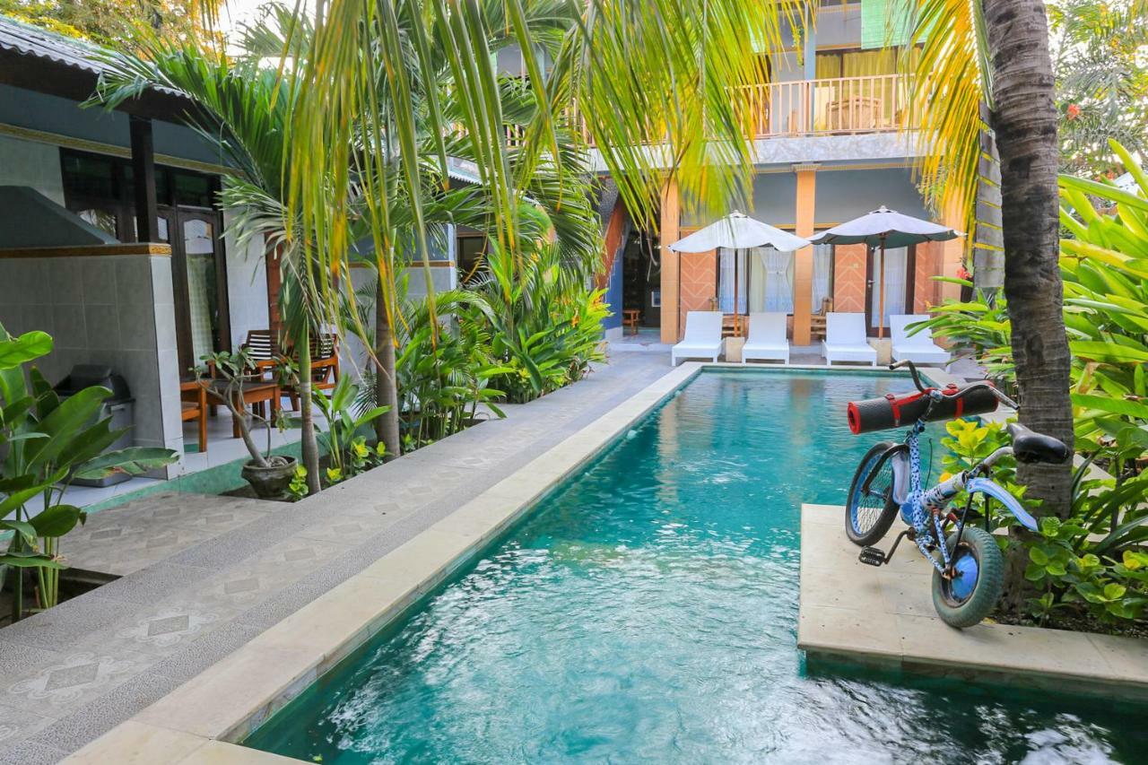 Oyo 1322 Mentari Homestay Gili Trawangan Extérieur photo